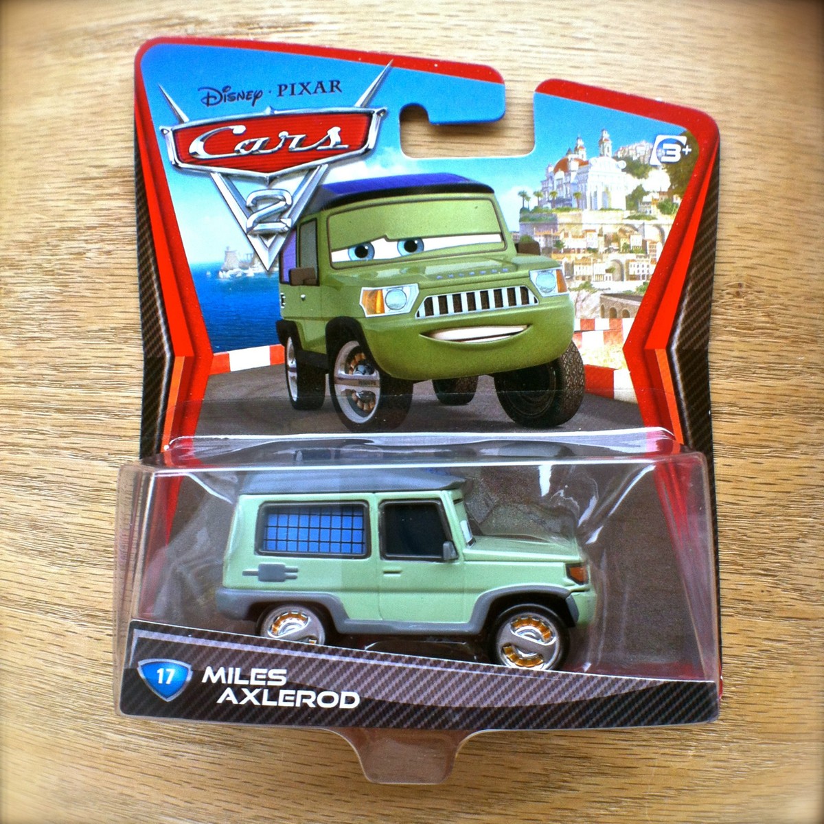 【貴重】ヘブル・ブラントリー「Calling All Cars」 Disney PIXAR Cars 2 MILES AXLEROD # 17 diecast Allinol founder