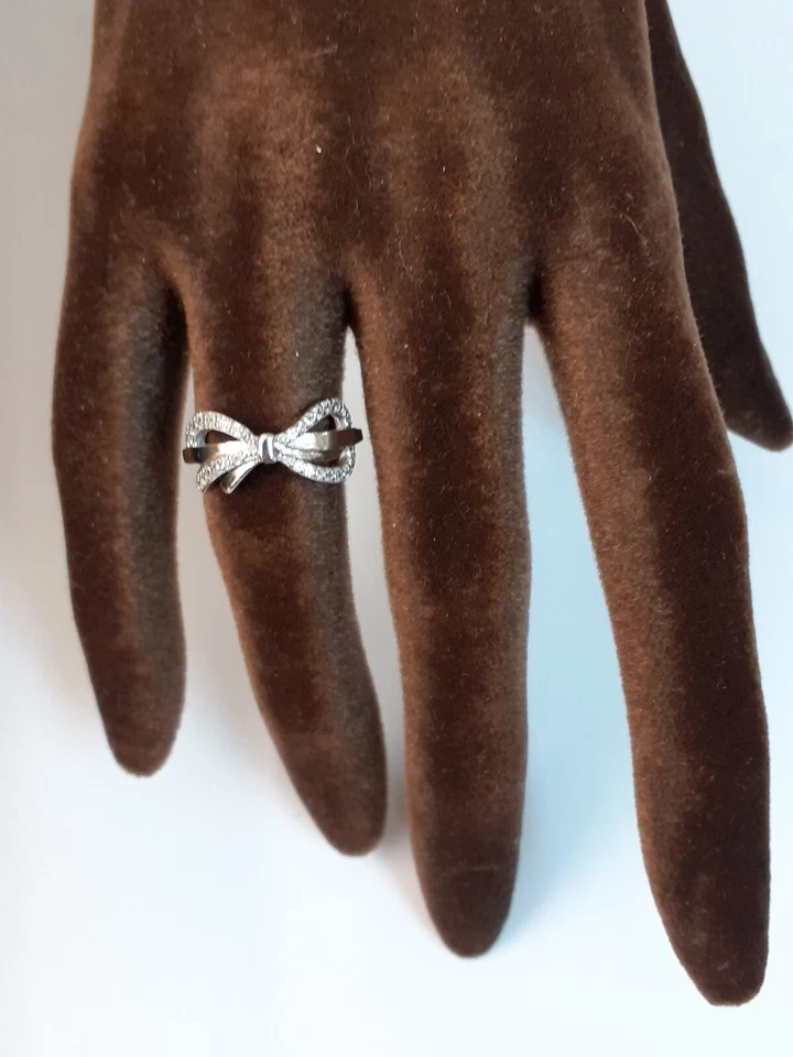 anello argento 925 rodiato anallergico zirconi bianchi misura 12 fiocco - Immagine 2 di 3