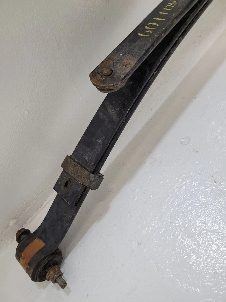 2014 - 2019 GMC SIERRA 1500 PICKUP Rear Leaf Spring Classic Style Foto 4 de 4