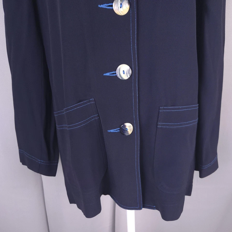 Blazer Carole Little para mujer 8 botones de costura en contraste azul marino hecho en EE. UU. Foto 3 de 4