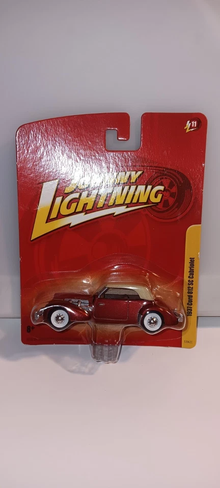 Johnny Lightning Forever 64 '37 Cord 812 SC Cabriolet - Image 2 of 4