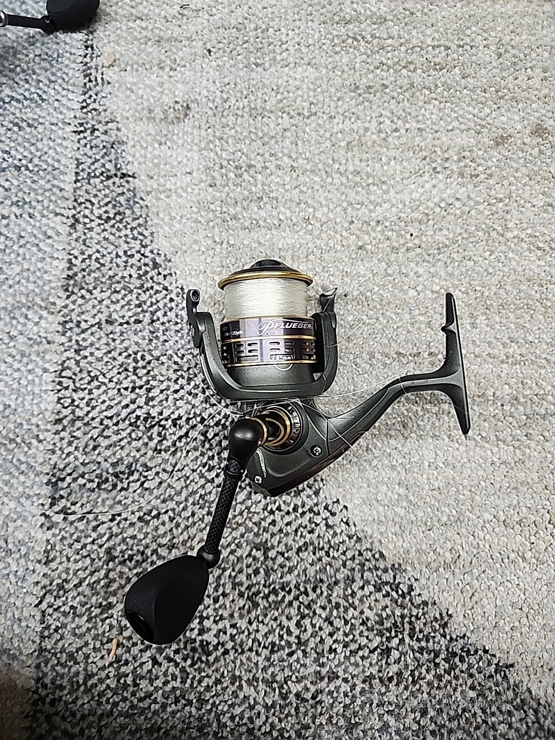 Pflueger Supreme Xt (  Smtxt35 ) Read Discription