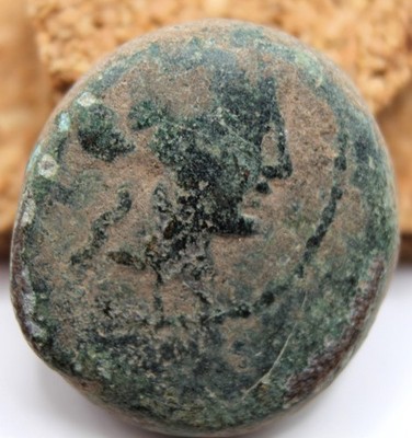 Hellenistic Greek | Sardes, Lydia | AE16 | 200-100 BC | Apollo | Club | Wreath