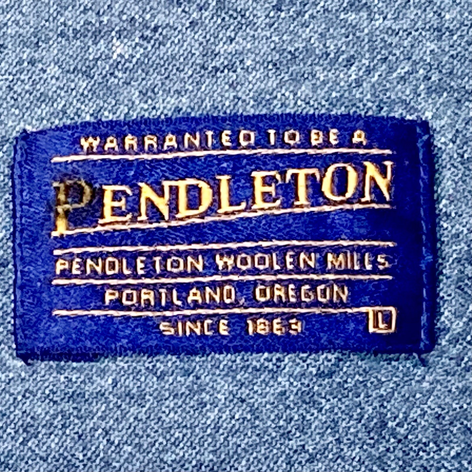 Pendleton Men's Button Down Dress Denim Shirt - H… - image 8