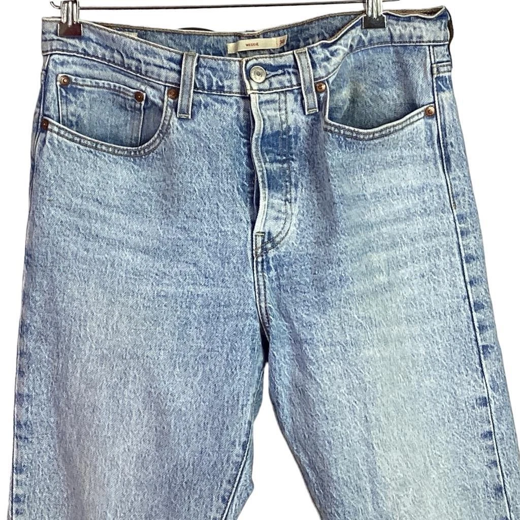 Wedge levis deals