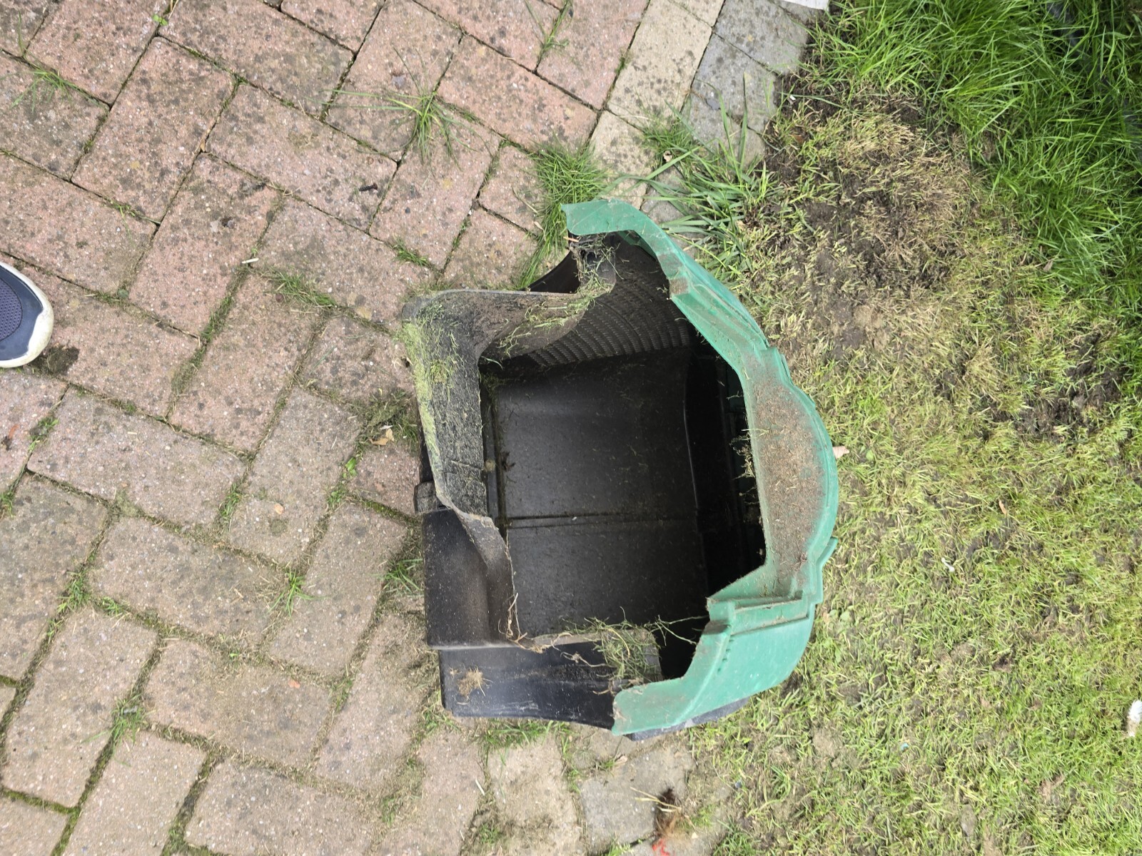 Picture 4 of 6
