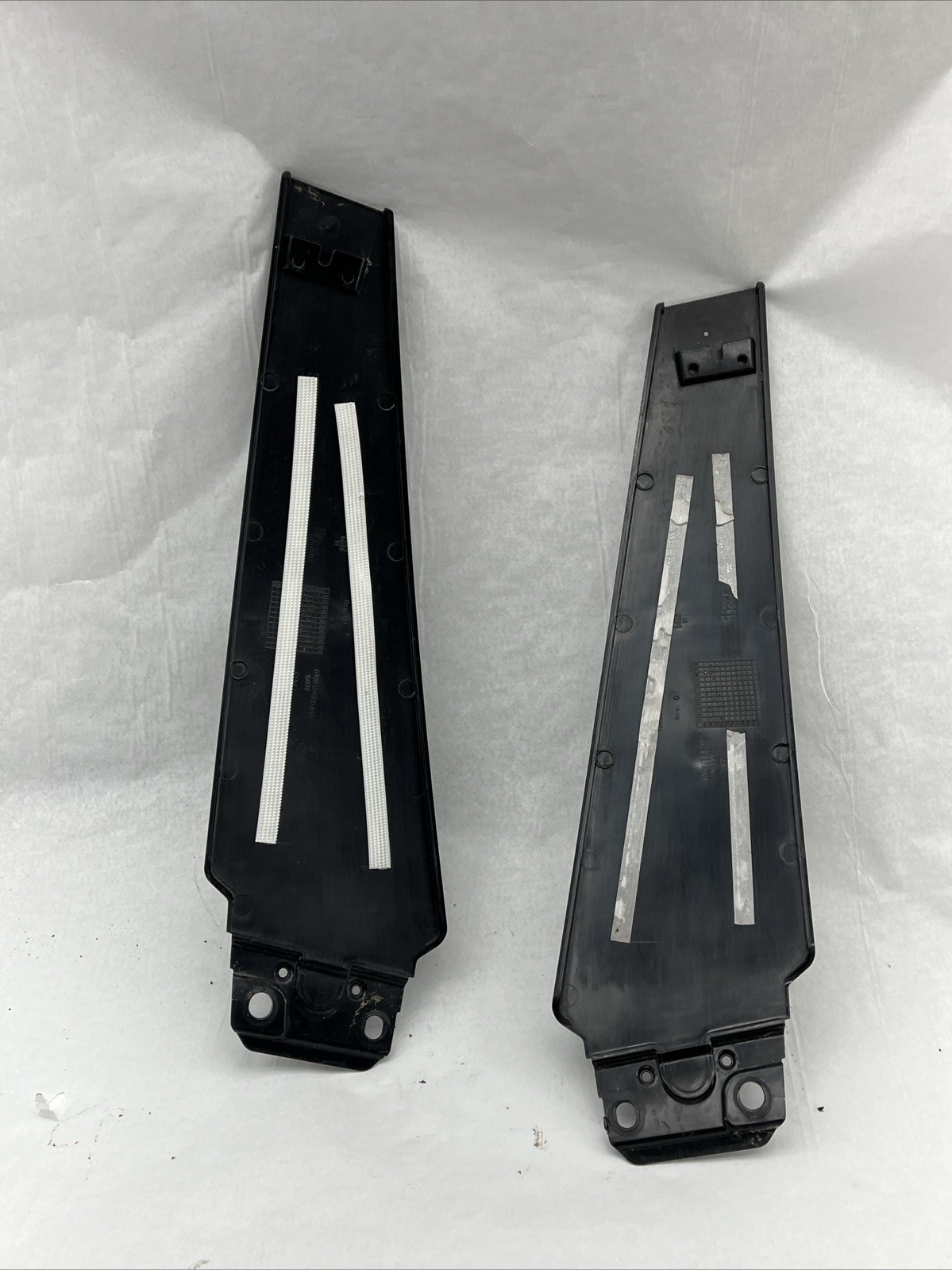 2014-2020 MASERATI GHIBLI LEFT & RIGHT SIDE B PILLAR APPLIQUE MOLDING OEM