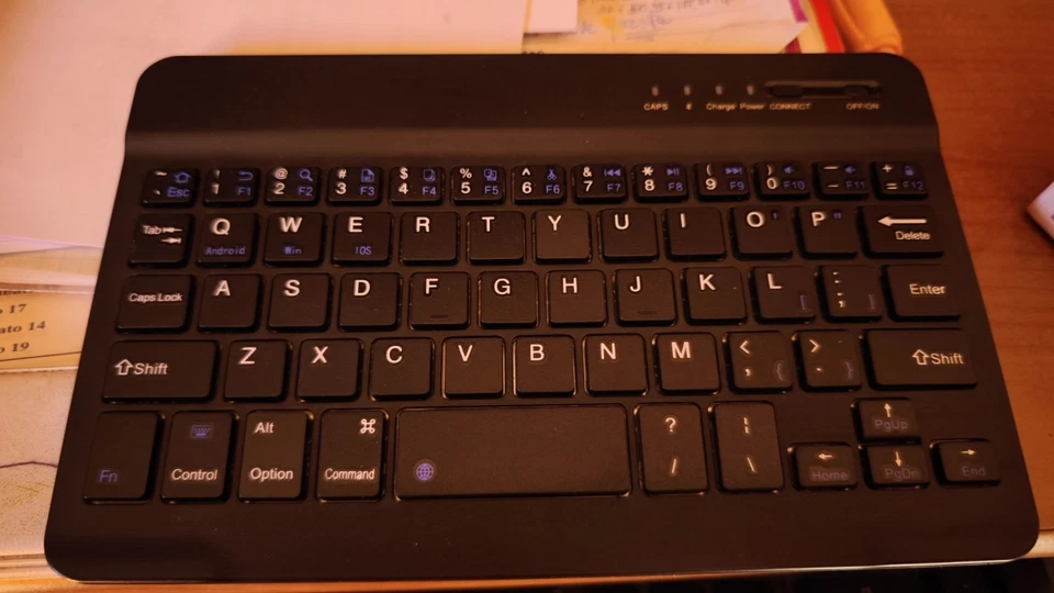 Xiaomi Redmi Pad Pro 5G 8 + 128 con tastiera, stylus pen e 2 cover - Immagine 3 di 4