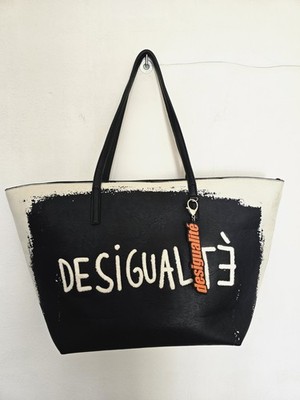 Desigual Tasche Shopper schwarz/weiß PU mit Reißverschluss Schultergurt Int. Fuchsia 19WAXP30