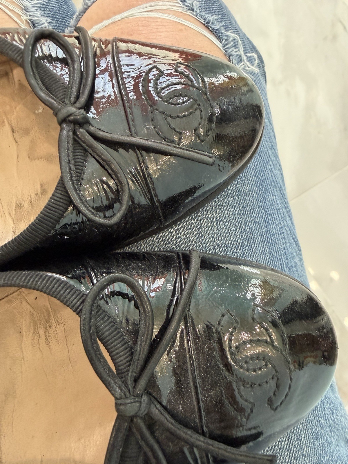 Chanel CC Cap Toe Ballet Flats Black Calf Patent Leather Size EU 38.5 thumbnail 10