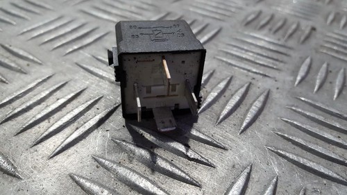 a0025421319 Relais, Arbeitsstrom 4ra007791-00 Mercedes-Benz A-CLA DE259487-27