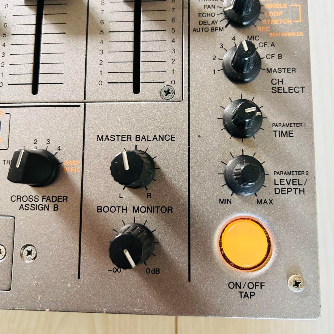 Used Pioneer DJM-600 Mixer 4-channel effects mixer 100VAC