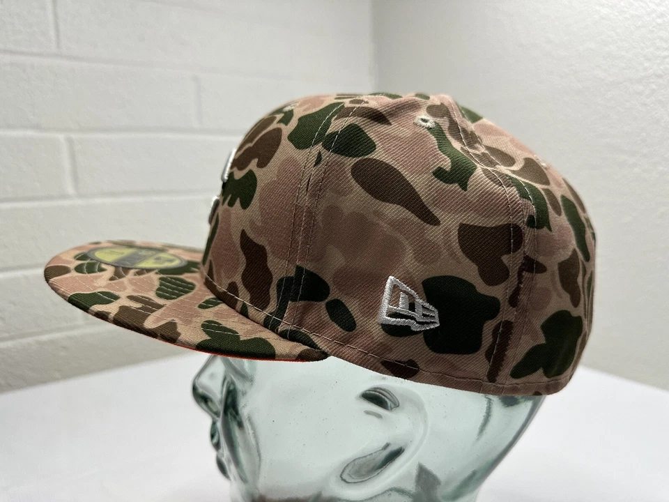 New Era 59Fifty MLB Cincinnati Reds Duck Camo Orange UV Fitted Hat Size 7 1/2 - Image 3 of 4