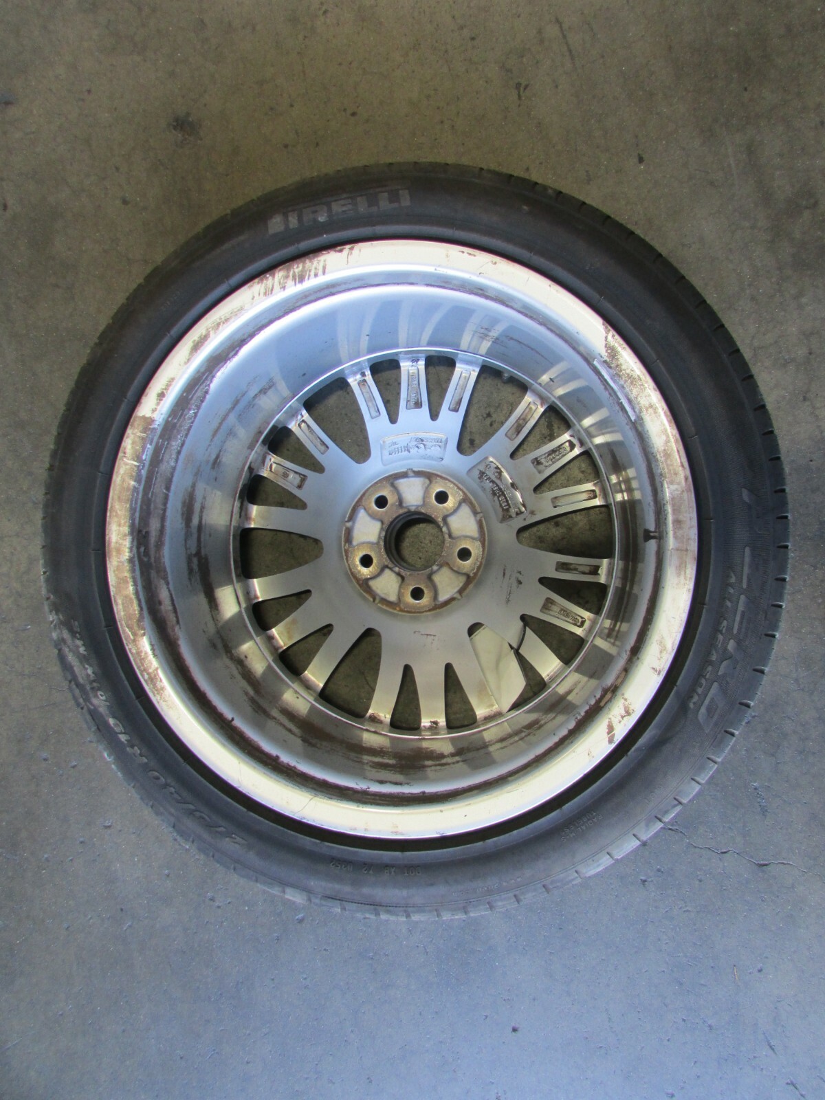 2014 Maserati Quattroporte, Rear Wheel / Rim, Curb Rash, 19", Used P/N 98015712