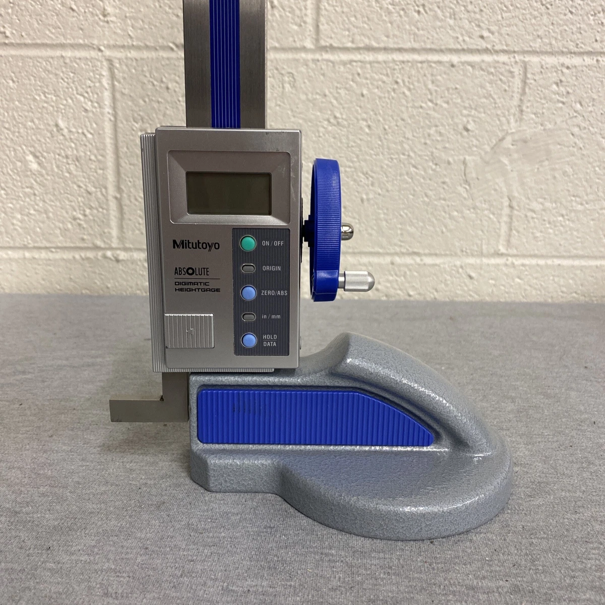 MITUTOYO 570312 HDS Digimatic Height Gage HDSH12C, 47 OFF