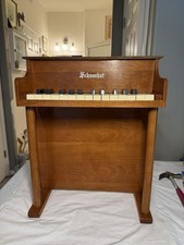 Antique SCHOENHUT Wooden