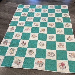 Quilt Queen / Full Size 64’’x81’’ Cotton Homemade US States Embroidered Design