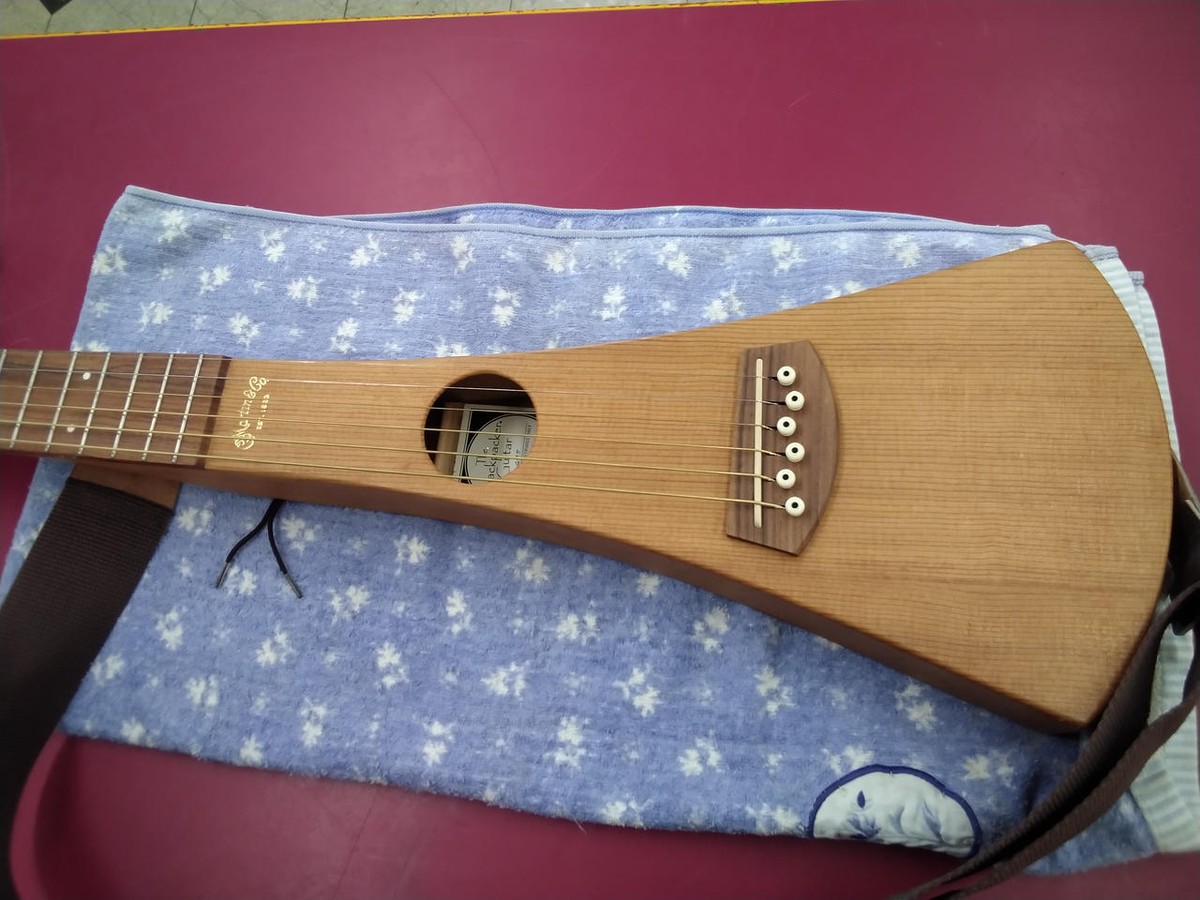 マーチン　バックパッカー Martin Steel String Backpacker Left-Handed Acoustic Guitar
