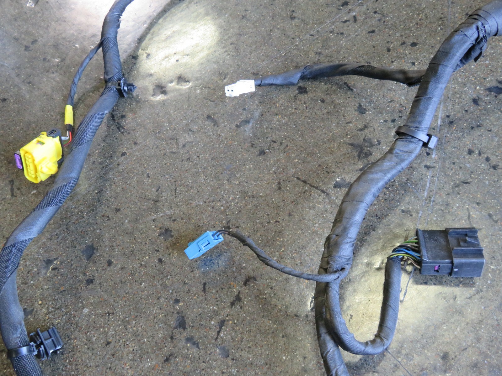 Ferrari California, Dashboard Wiring Harness, Used, P/N 264145