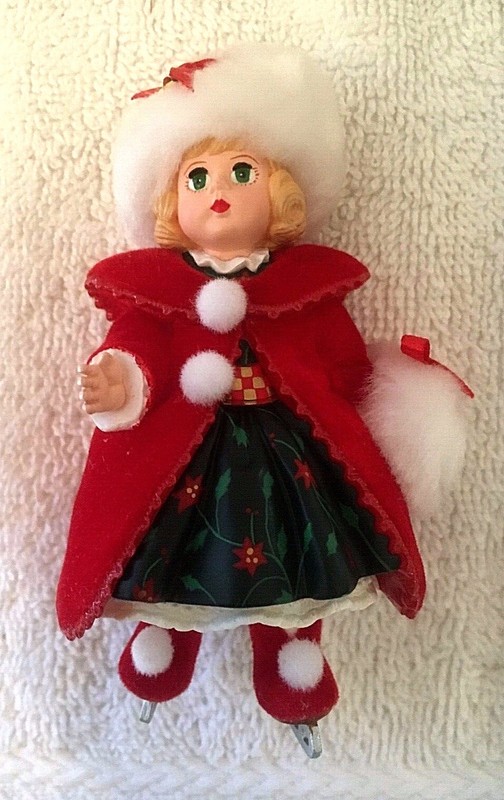 Hallmark Collectible Ornament-MadameAlexander-Christmas Holly #5 in Series-2000