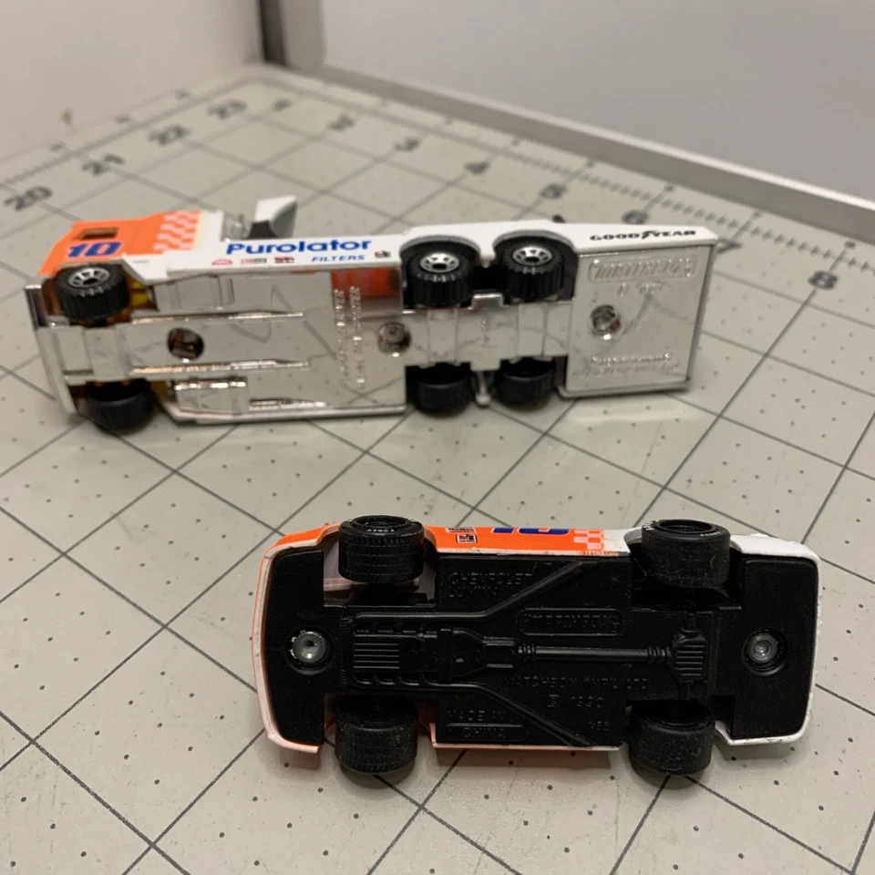 #10 Derrike Cope 1/66, 1/90 Purolator Chevrolet Lumina Team Convoy - Image 4 of 4