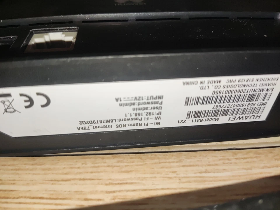 JOB LOT 9pcs Huawei B311-221 4G Router - SIM LOCKED to NOS Portugal - Image 4 of 4