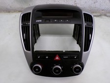 Mittelkonsole Kia Ceed ED BJ2011 Klimabedienteil Display 97250-1H221 *520A16* Mittelkonsole Kia Ceed ED BJ2011 Klimabedienteil Display 97250-1H221 *520A16*