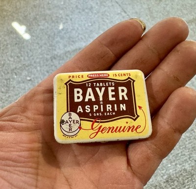 Bayer Aspirin Tablets Sterling Drug New York NY Small Vintage Medicine Tin Can
