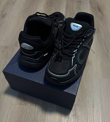 Dior B31 Men's Black Low Top Lace-Up Sneakers Made in Italy New w/ Box