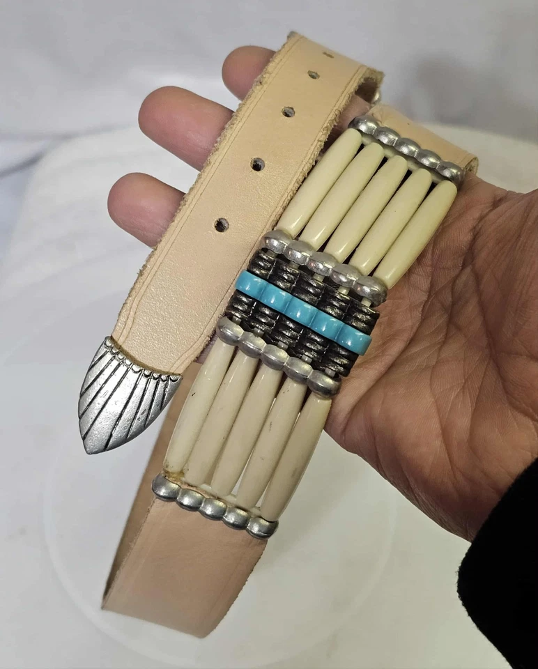 Cinturón de cuero con hebilla plateada turquesa imitación estilo nativo americano occidental de colección Foto 2 de 4