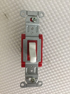 HUBBELL SNAP1221WNA SINGLE POLE 20 AMP 120-277 VOLT TOGGLE SWITCH LOT OF 10..9