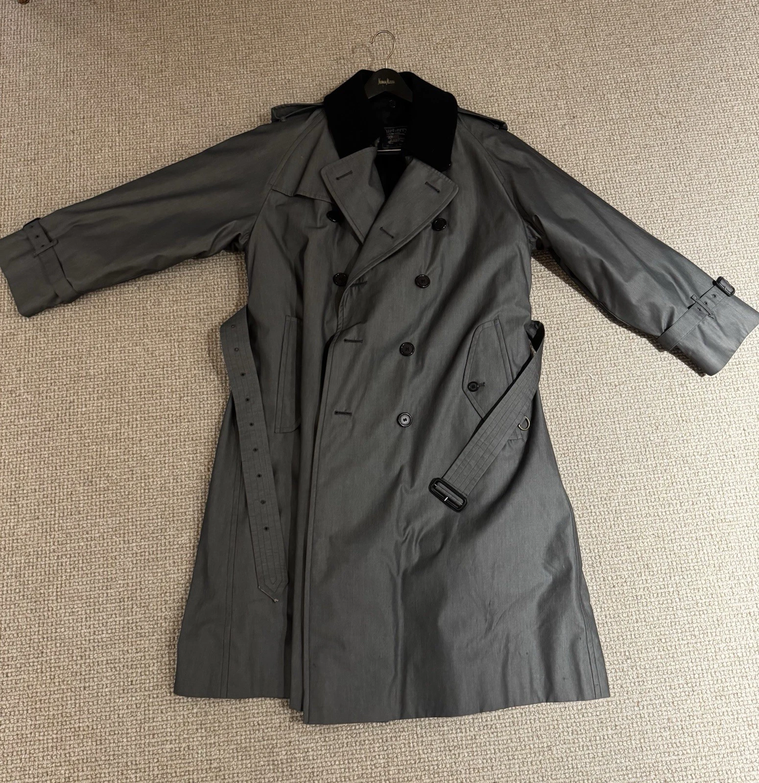 Burberry London Men's Canvas Trench Coat | Made in England | Gray | Size 52 - product detail image 10