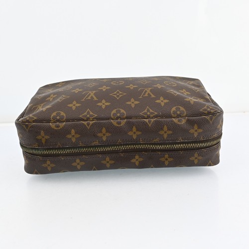 LOUIS VUITTON Trousse Toilette 28 Monogram Cosmetics Pouch "STICKY" P4202OS705 - Picture 10 of 20