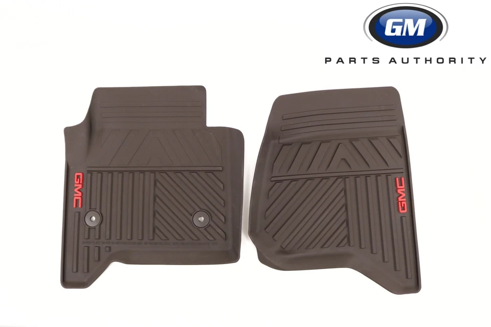 GMC Sierra 2014-2018 equipamiento alfombrilla premium para todo clima delantera y trasera cacao con logotipo GMC  Foto 2 de 4
