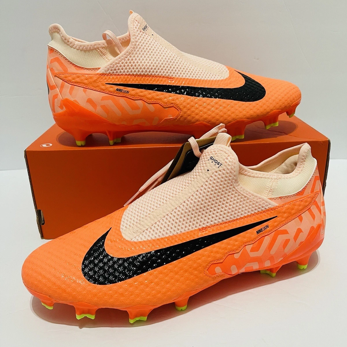 Men s Size 9 Nike Phantom GX Academy Orange Soccer Cleats DZ3481 800