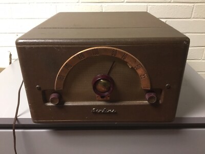 VINTAGE MONTGOMERY WARDS AIRLINE RADIO PHONOGRAPH RECORD PLAYER ART DECO RETRO 