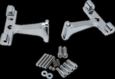 DS Chrome Passenger Footboard Mount Dresser Pr Harley Street Glide Trike 10-11