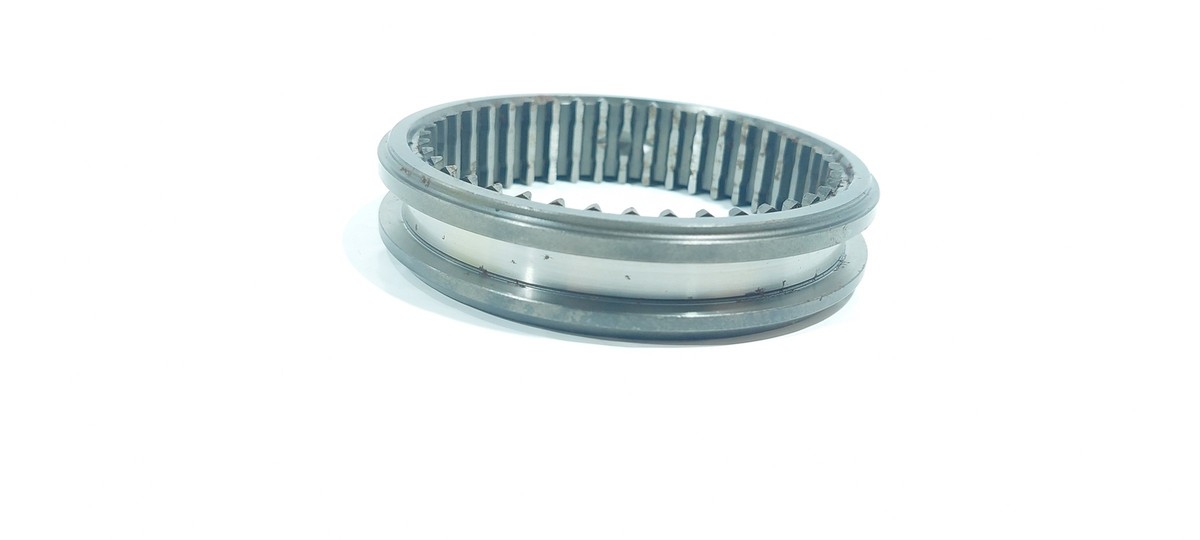 Synchronizer Sleeve Gearbox 5th Gear Original Suitable for