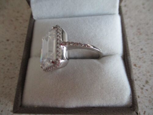 NEU Diamonique Ring mit Steinbesatz Sterlingsilber Größe P - Stilwahl - Bild 4 von 13