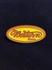 WESTERN CUTLERY CO. COLLECTIBLE KNIVES & BLADES YELLOW "ROPE" LOGO ENAMEL PIN!