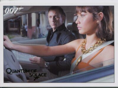 James Bond Archives 2015 Quantum Of Solace Gold Parallel Base Card #16
