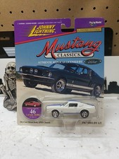 Johnny Lightning 1967 Ford Mustang Shelby GT350 Mustang Classics Series In White