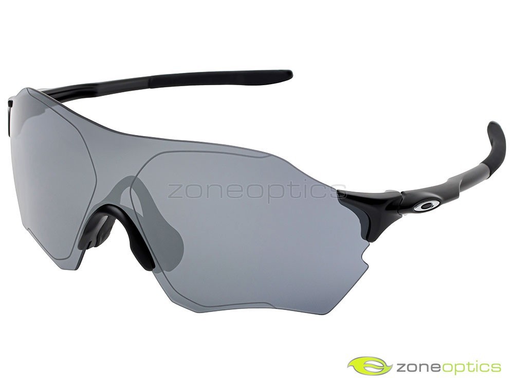 Oakley - EV ZERO RANGE　調光レンズ First Look: Oakley EVZero Path and EVZero Range | Bicycling