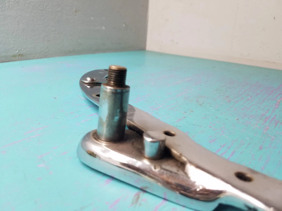 Suporte de quadro de freio traseiro Harley 45 cabeça chata direito WL WR - Imagem 4 de 4