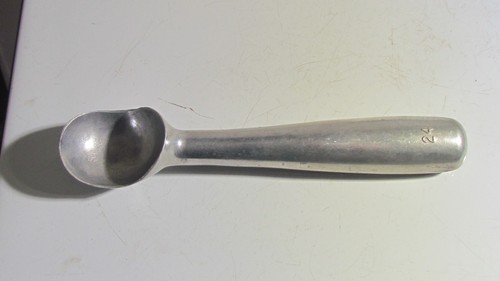 Nuroll Vintage Ice Cream Scoop Aluminum #24 Toledo Ohio 