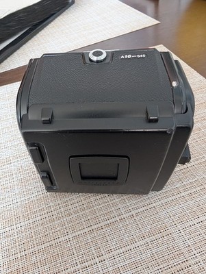 [USA] Hasselblad A16 Type IV 645 Film Back, Black With Dark Slide Holder