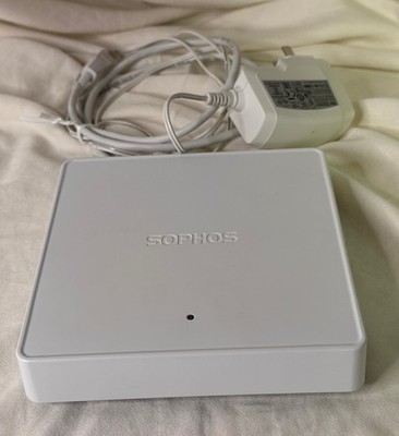 SOPHOS  APX 120 Wireless Access Point  AP WiFi Gigabit IEEE 802.11 a/b/g/n/ac