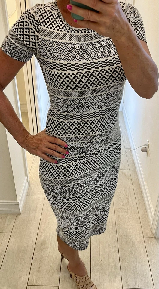 Wasabi & Mint Fitted Black & White Women’s Size Large  - Image 4 of 4