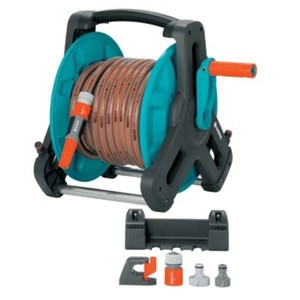 GARDENA Wandschlauchtrommel 50m mit 1/2" 20m Gartenschlauch (8009-20) + Zubehör