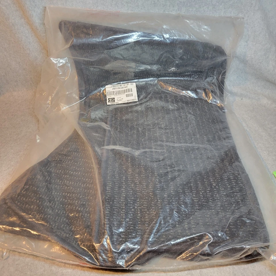 Alfombrillas delanteras y traseras Subaru Forester 2009 2010 2011 J501SSC201AR ¡NUEVAS! Foto 3 de 4